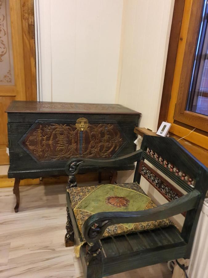 Pas Birute Hotel Каунас Екстериор снимка