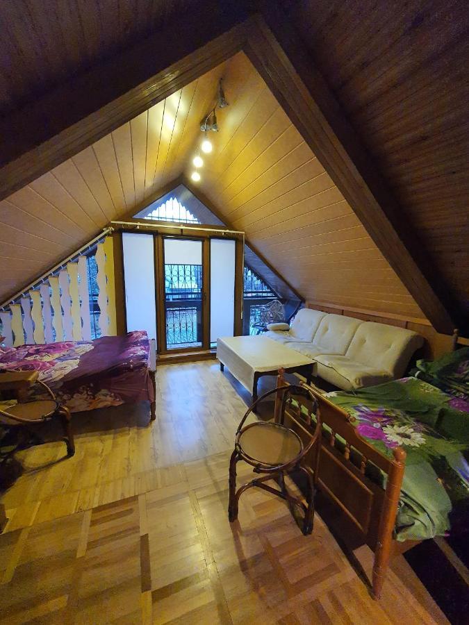 Pas Birute Hotel Каунас Екстериор снимка