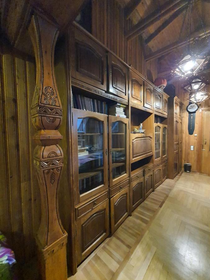 Pas Birute Hotel Каунас Екстериор снимка