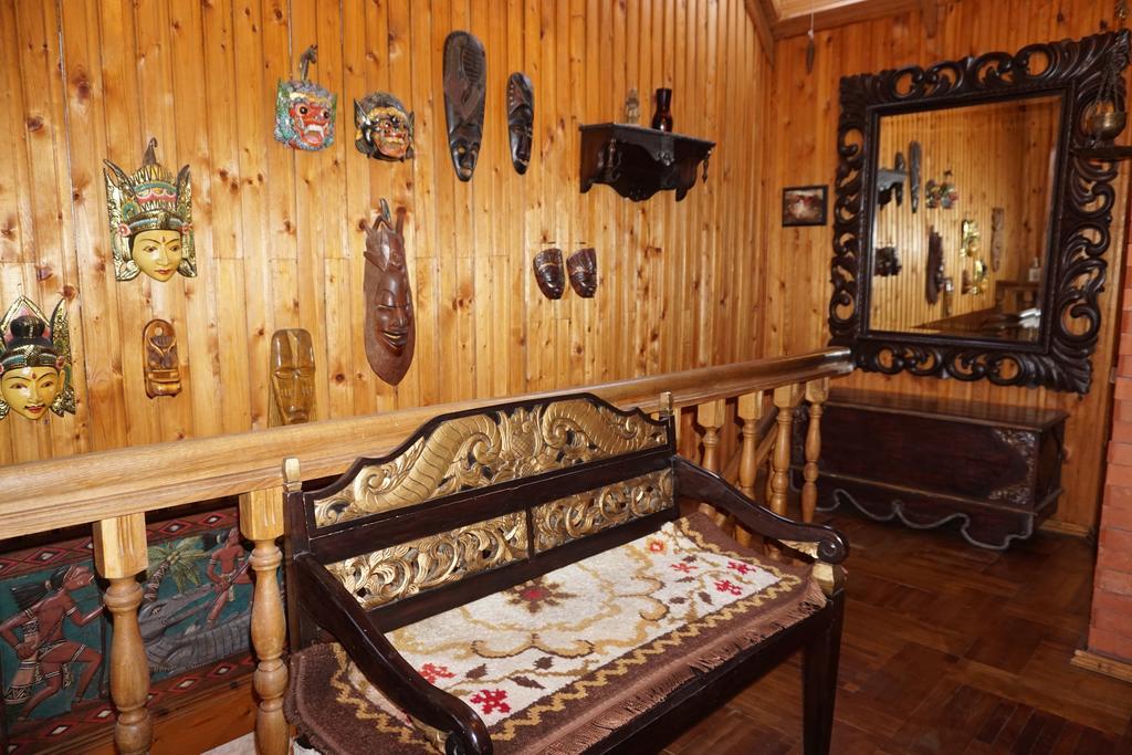 Pas Birute Hotel Каунас Екстериор снимка