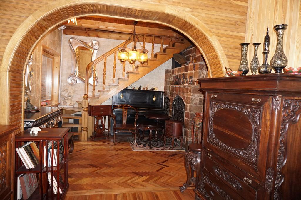 Pas Birute Hotel Каунас Екстериор снимка