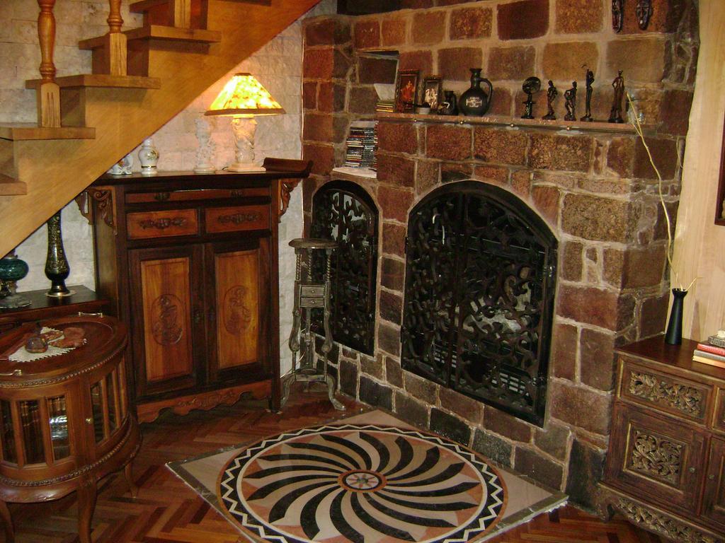 Pas Birute Hotel Каунас Екстериор снимка